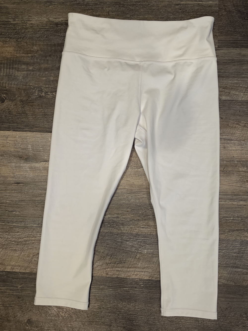 Athleta Elation Capris